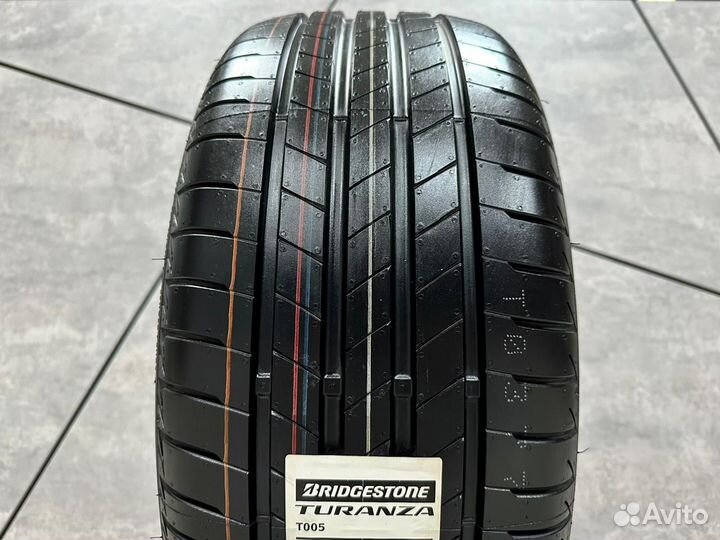Bridgestone Turanza T005 245/40 R21 100Y