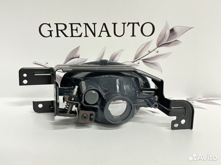 Противотуманная фара правая Honda Civic 9 4D 12-17