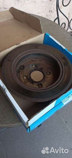 Тормозные колодки на Toyota Corolla