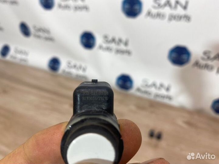 Датчик парковки задний Bmw 5 F10 N52B30AF 2010