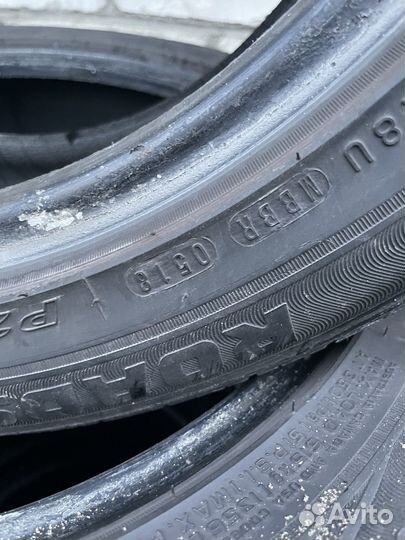 Roadstone N'Fera AU5 215/50 R17