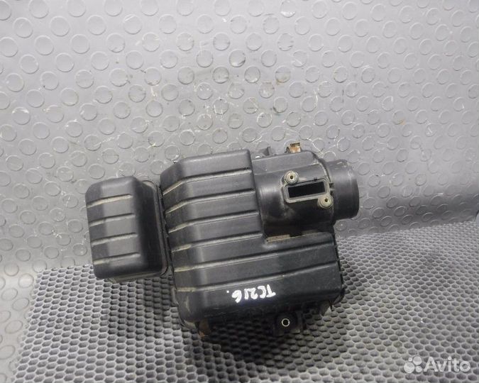 Honda Civic 4D Корпус воздушного фильтра