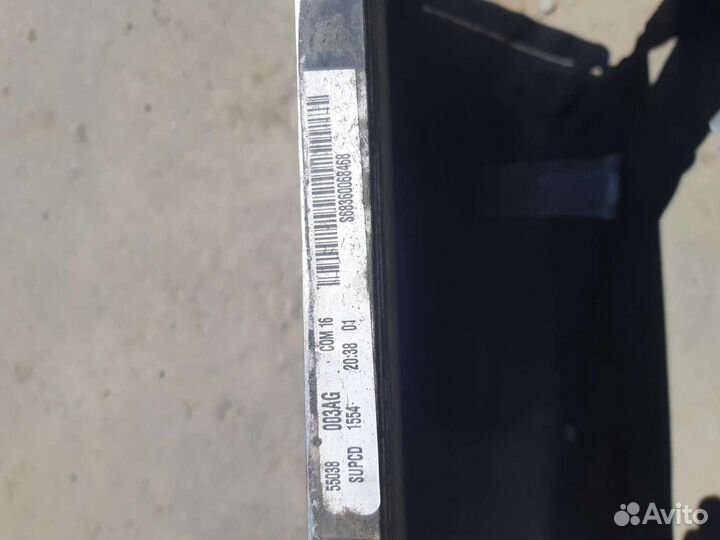 Радиатор кодиционера jeep grand cherokee 2014г