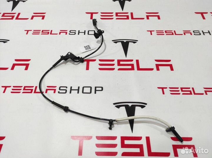 Датчик ABS передний правый Tesla Model S 2013