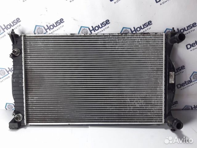 Радиатор основной Audi A4 B7