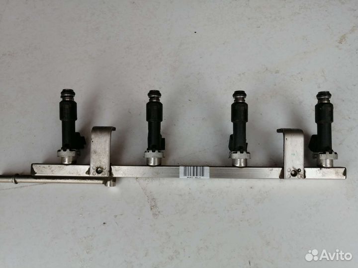 Топливная рампа с форсунками Lifan X60. Разбор