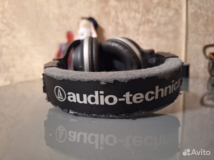 Студийные наушники audio technica