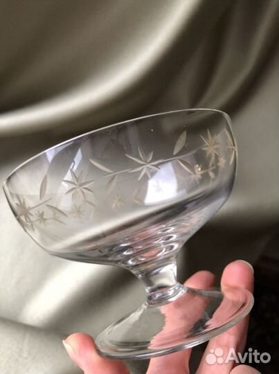 Конфетница красивая