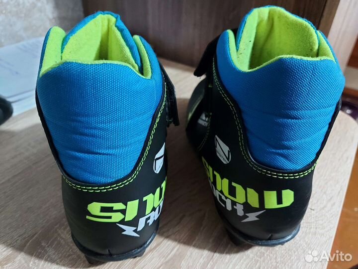 Лыжные ботинки
