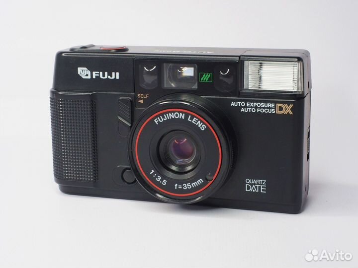Пленочный фотоаппарат Fuji auto 8 Date f/3.5