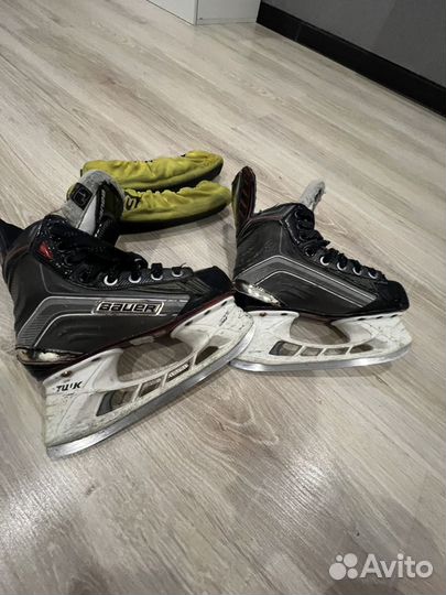 Коньки bauer vapor x700