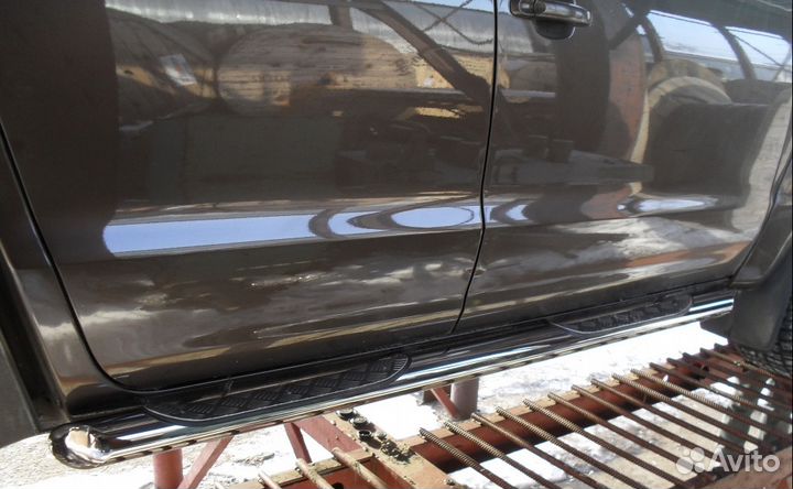 Обвес. Полированная нержавеющ. сталь Фольц. Амарок