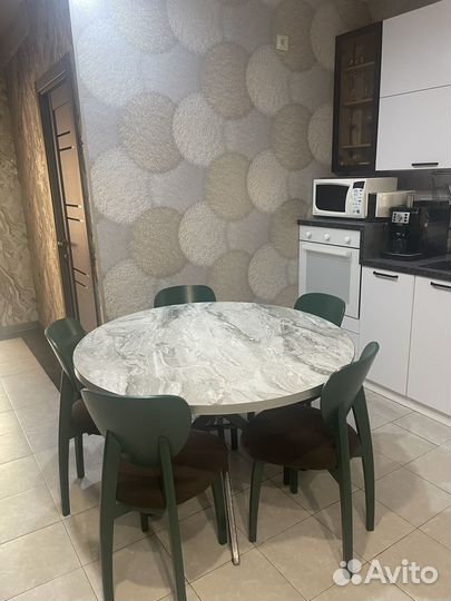 Стол кухонный круглый