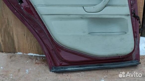 Дверь задняя левая Cadillac BLS