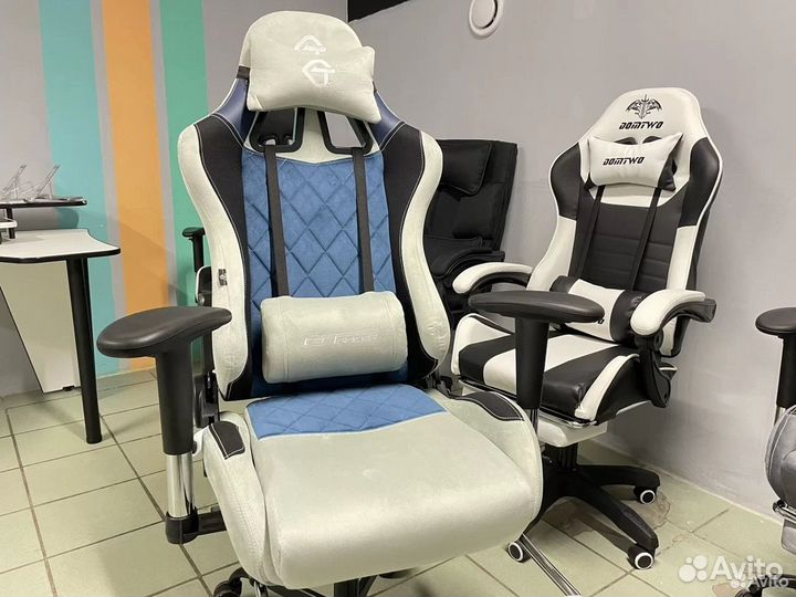 Игровое компьютерное кресло