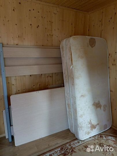 Детская двухярусная кровать с матрасом бу