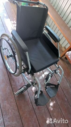 Инвалидная коляска