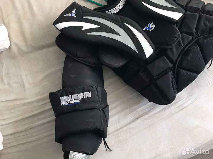 Вратарский нагрудник взрослый