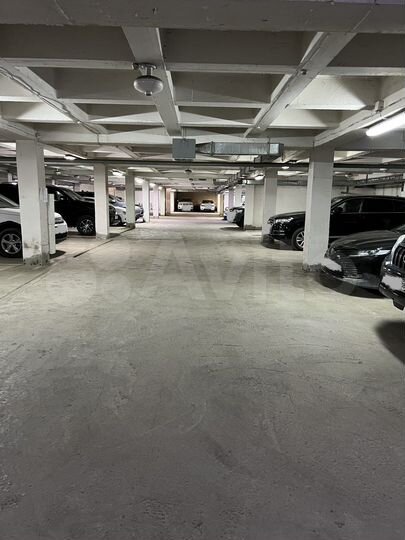 Машиноместо, 15 м²