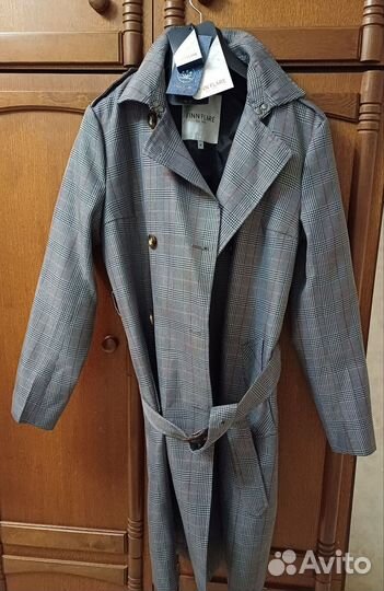 Плащ женский