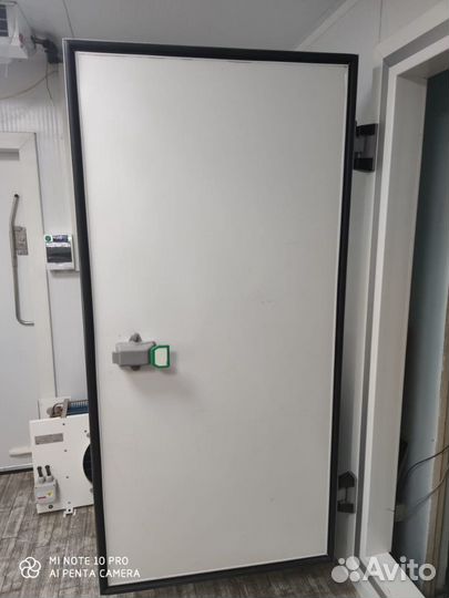 Дверь холодильная 900 х 1900 мм. Производитель