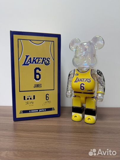 Новый Мишка Bearbrick 400% Lebron James Lakers 6