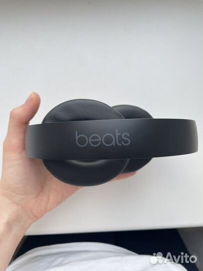 Наушники Beats solo pro