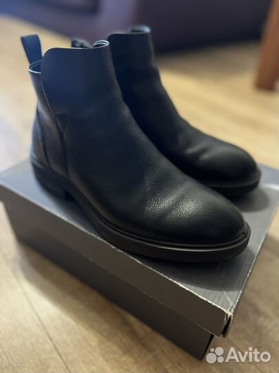 Ботинки женские