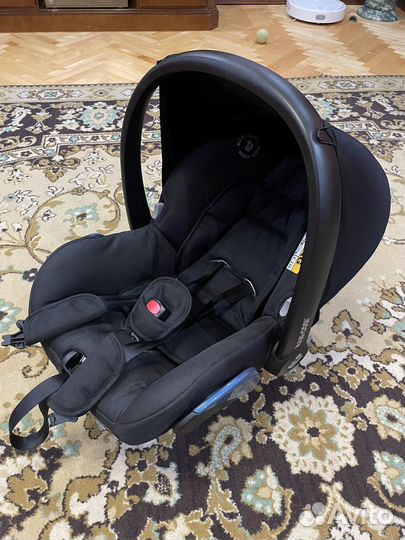 Детское автокресло от 0 maxi cosi