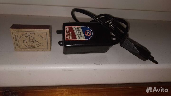 Декорации для аквариума и инструменты