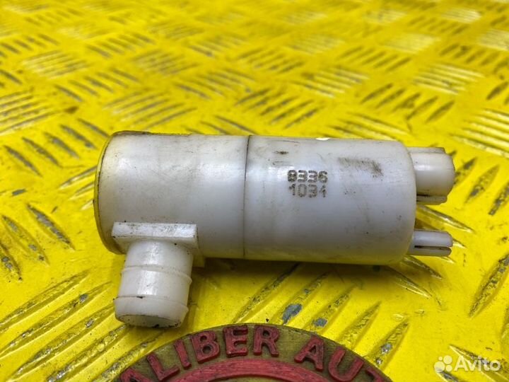 Моторчик омывателя стекла Jeep Grand Cherokee