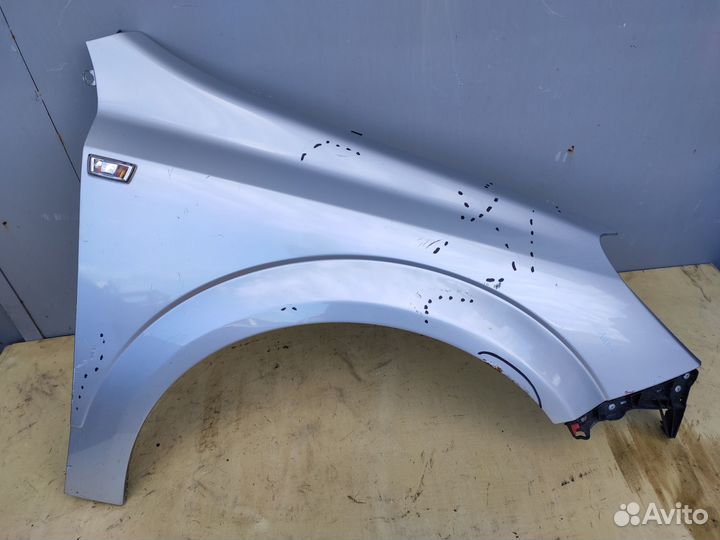 Крыло переднее правое на Opel Astra H