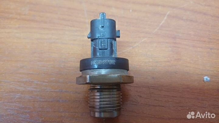 Датчик давления топлива Nissan Pathfinder R51 3.0