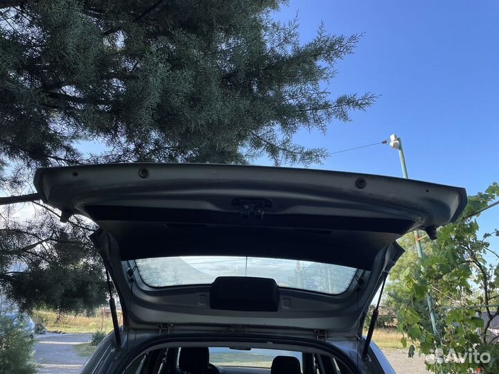 Крышка багажника renault duster 2