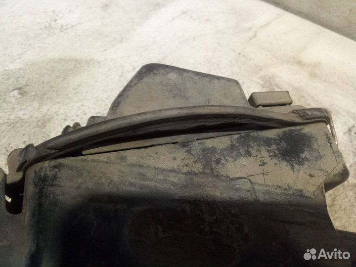 Фара противотуманная правая Audi 80 8C/B4