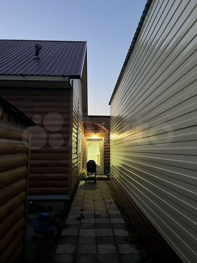 Дом 63,9 м² на участке 5 сот.