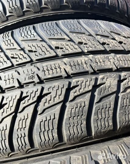 Nokian Tyres WR SUV 3 235/55 R18