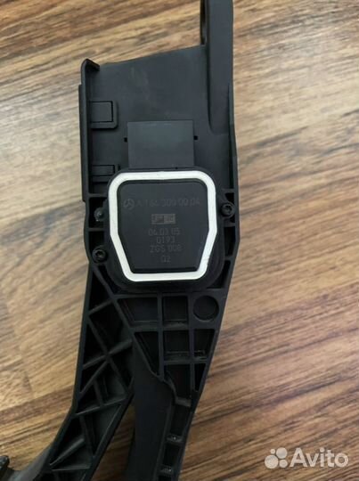 Педаль газа мл 164 кузов