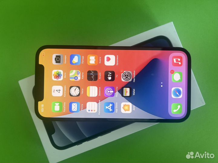 iPhone 12, 64 ГБ