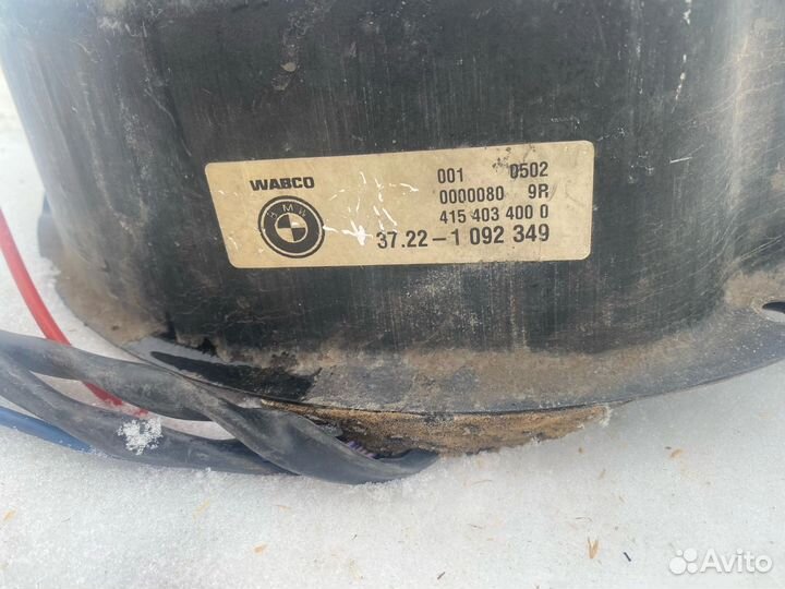 Компрессор пневмы BMW х5 е53