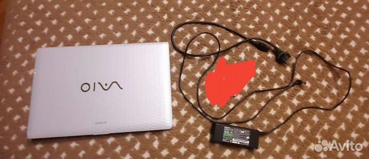 Ноутбук Sony Vaio 300 Гб