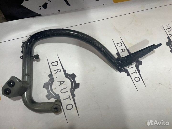 Петля крышки багажника правая Mercedes W222 3.0D