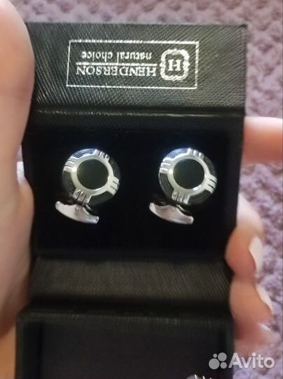 Запонки Henderson