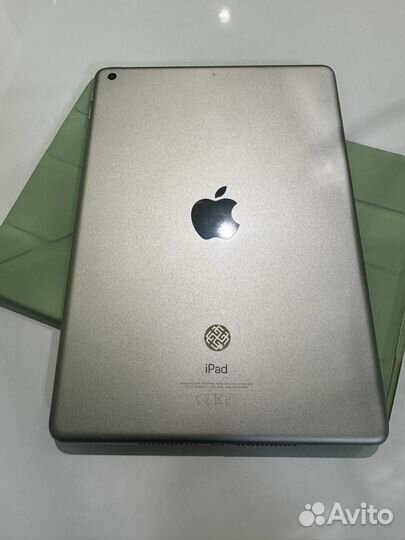 Планшет apple iPad 2018