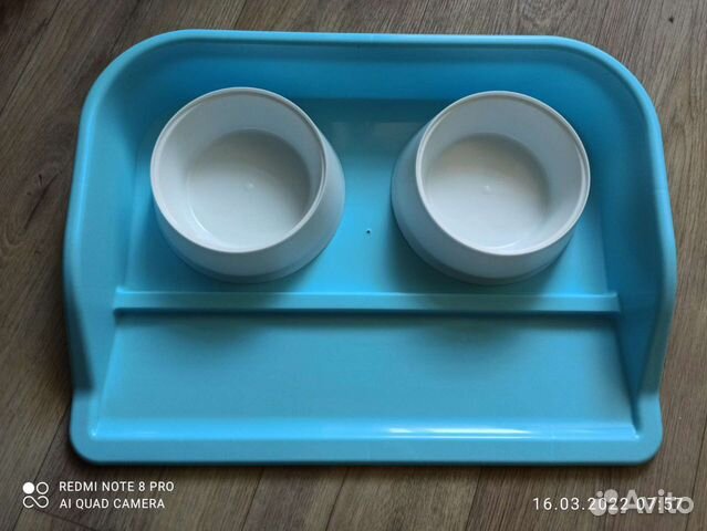 Лоток с съёмными чашами для животных