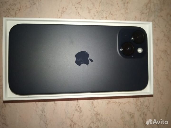 iPhone 15, 128 ГБ