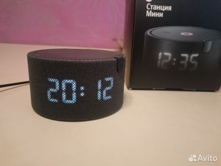 Яндекс Станция Мини с часами 2