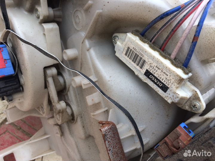 Toyota Land Cruiser 200 Печка в сборе