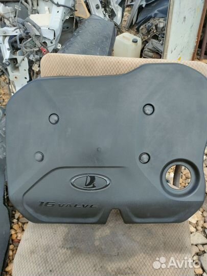 Крышка двигателя LADA priora 1,2