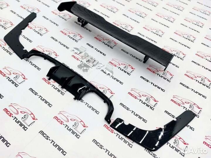 Диффузор M-Performance + спойлер GTS BMW M4 F82